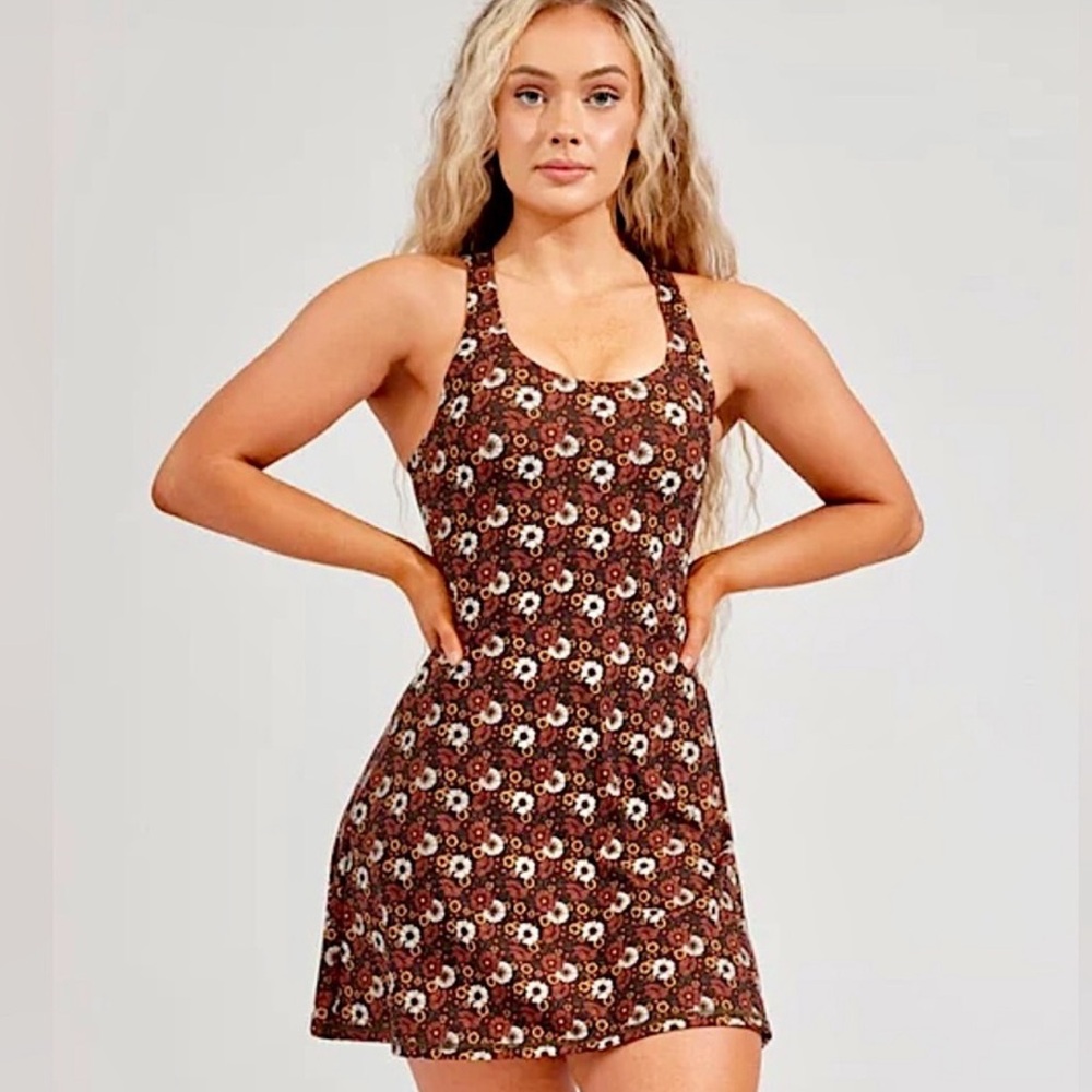 LIKE NEW BUFFBUNNY COLLECTION DAZED DRESS IN BROWN PETAL PRINT!